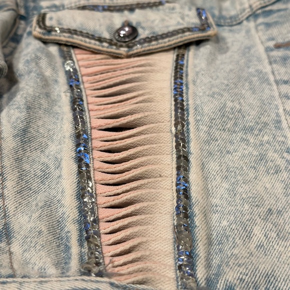 Vintage 1980s Hand Beaded and Embellished Extra Blues Jean Jacket Size M - Picture 11 of 16